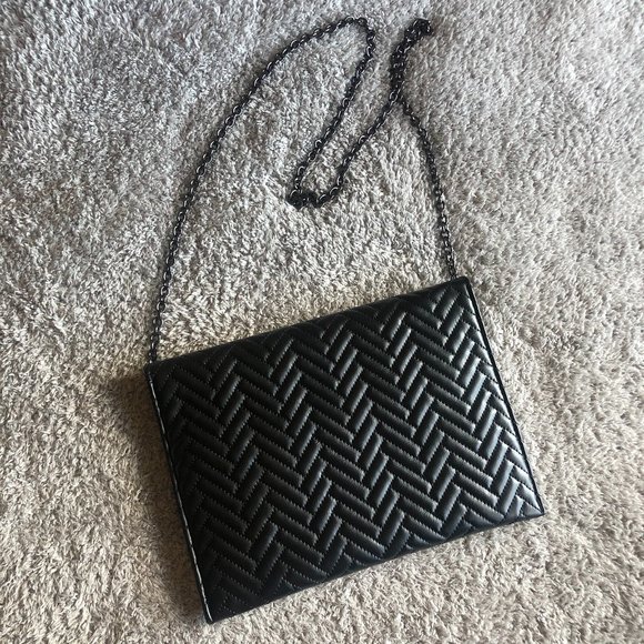 Black Faux Leather Chevron Shoulder Bag Clutch - Picture 2 of 5